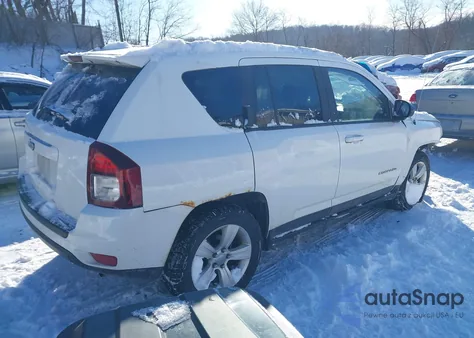 2015 Jeep Compass Sport z USA, uszkodzony, nr VIN 1C4NJDBB2FD151707